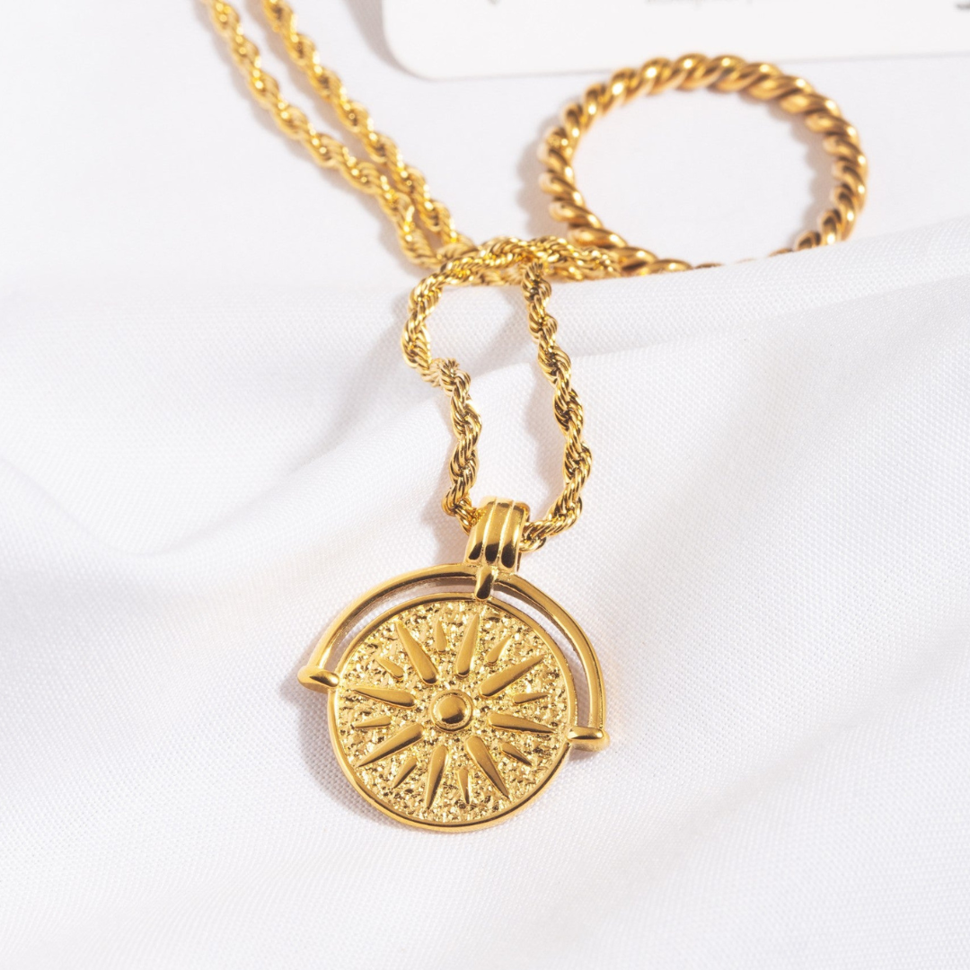 Sabina Naszyjnik ze Słońcem | Złoty i Wodoodporny