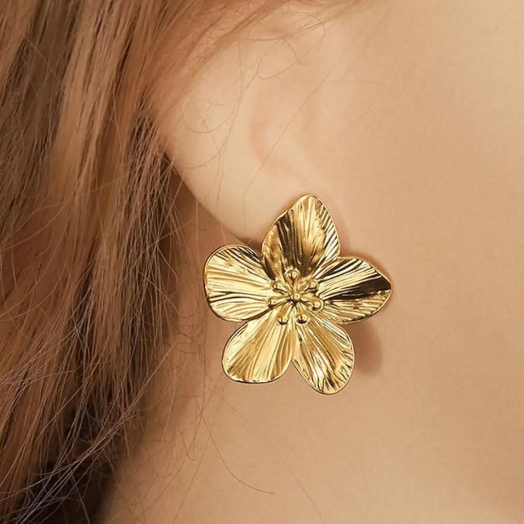 Jolanta Damskie Kolczyki Kwiatowe w Kolorze Złotym | Eleganckie i Stylowe Butik Modowy