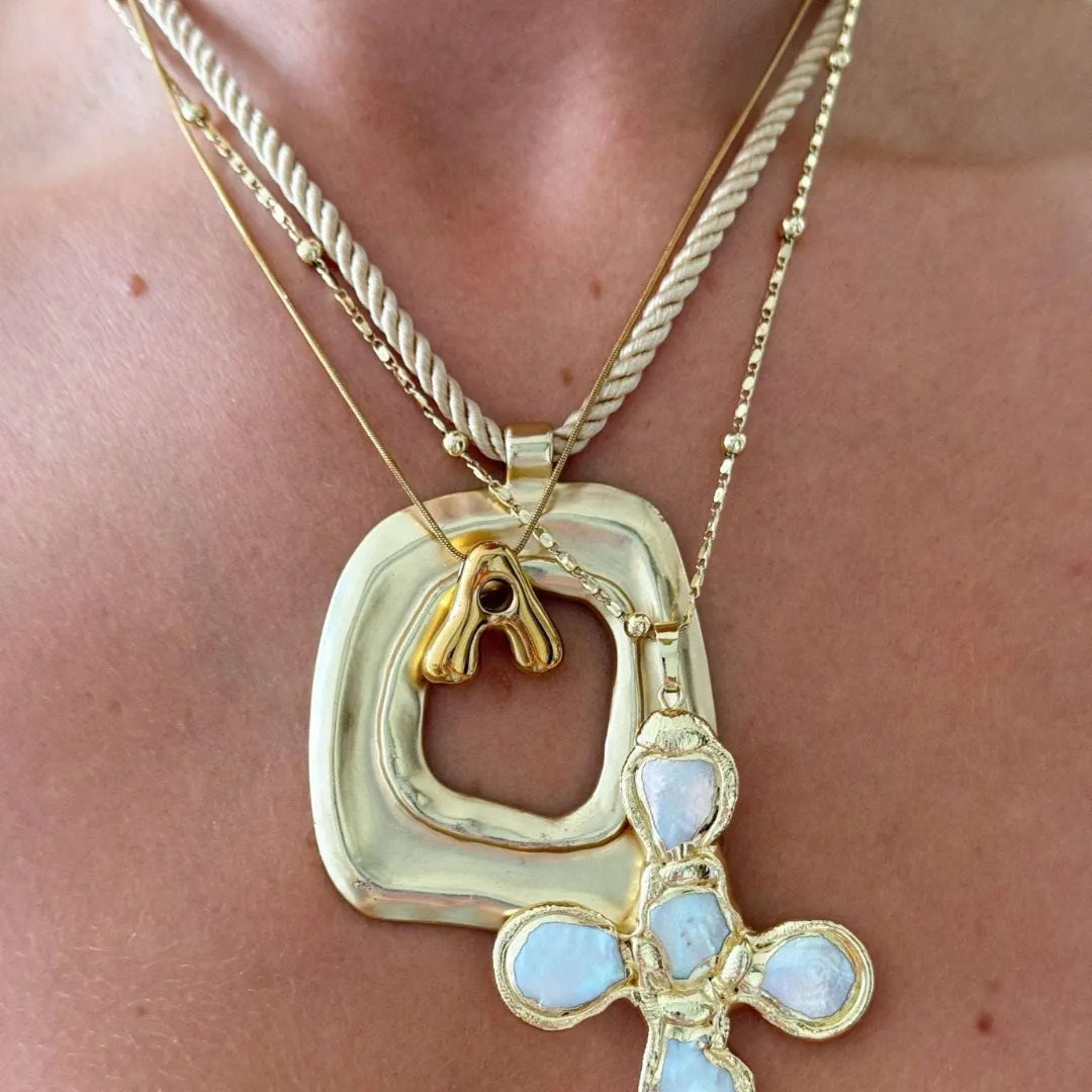 Agata Złoty Naszyjnik z Inicjałem | Naszyjnik personalizowany Butik Modowy