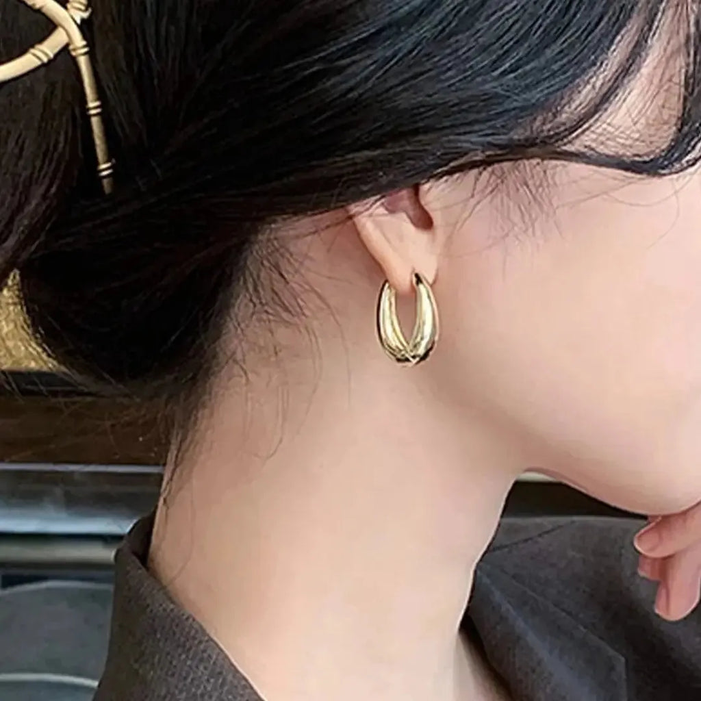 Jadwiga Damskie Kolczyki Koła Bolt | Nowoczesne i Eleganckie Butik Modowy