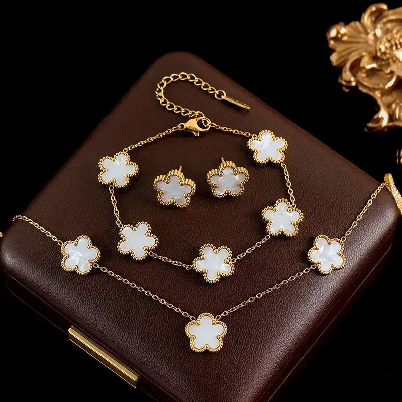 Elegancki zestaw biżuterii Butik Modowy