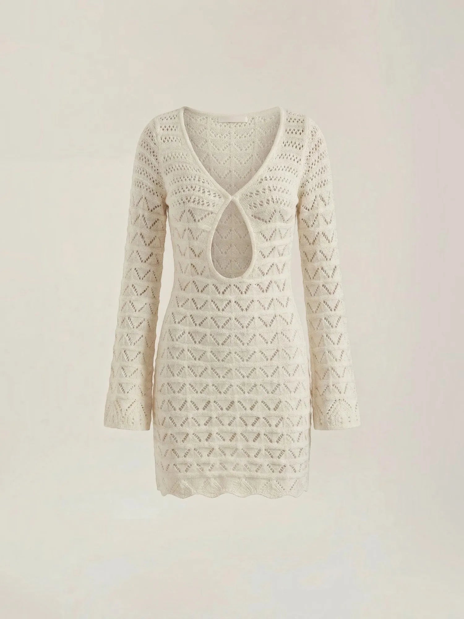 Corinne – szydełkowa sukienka mini damska, ażurowa | Butik Modowy