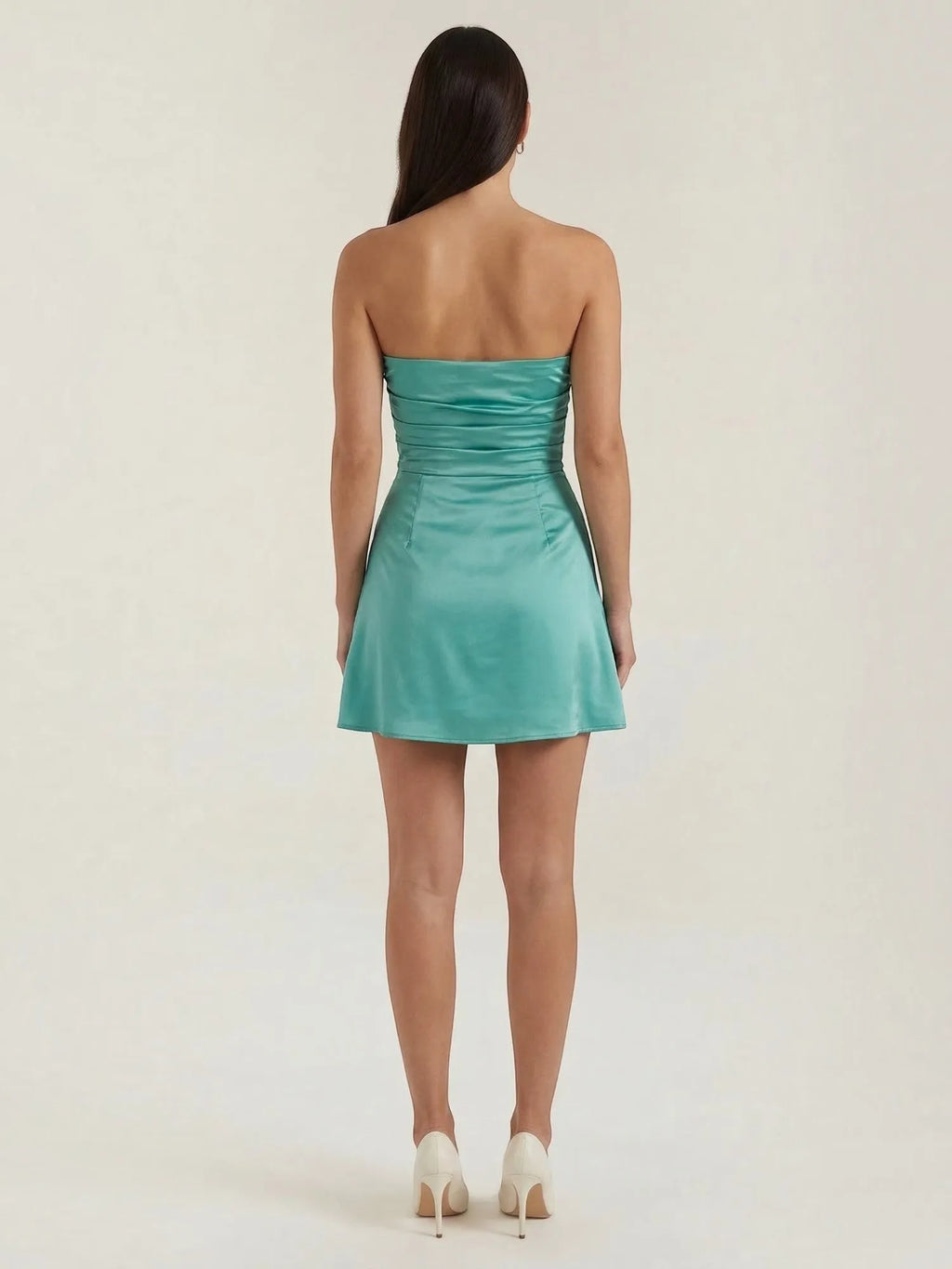 Genevieve – sukienka mini damska bez ramiączek | Butik Modowy