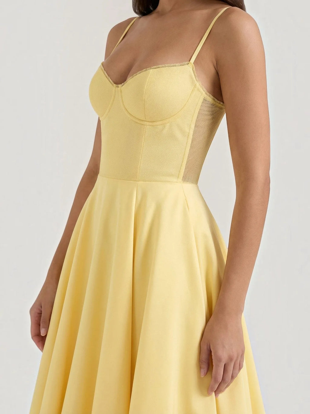 Isolde – tiulowa sukienka midi damska | Butik Modowy