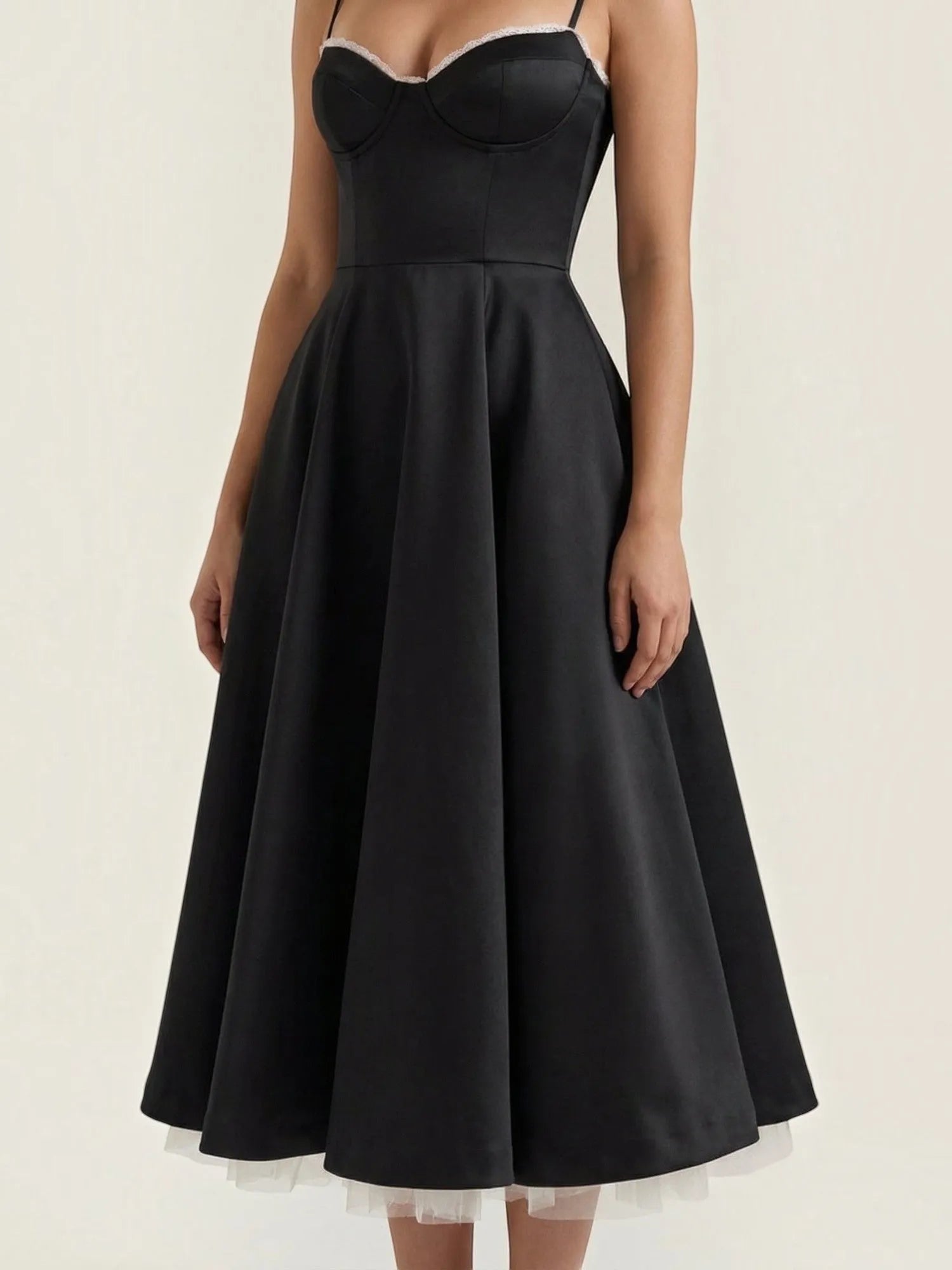 Isolde – tiulowa sukienka midi damska | Butik Modowy