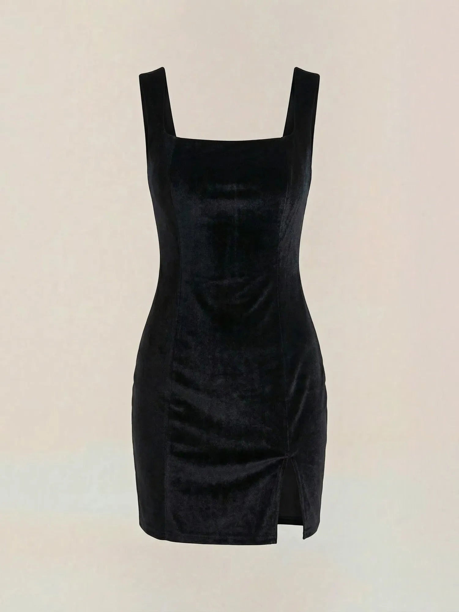 Rachelle – aksamitna sukienka mini damska | Butik Modowy