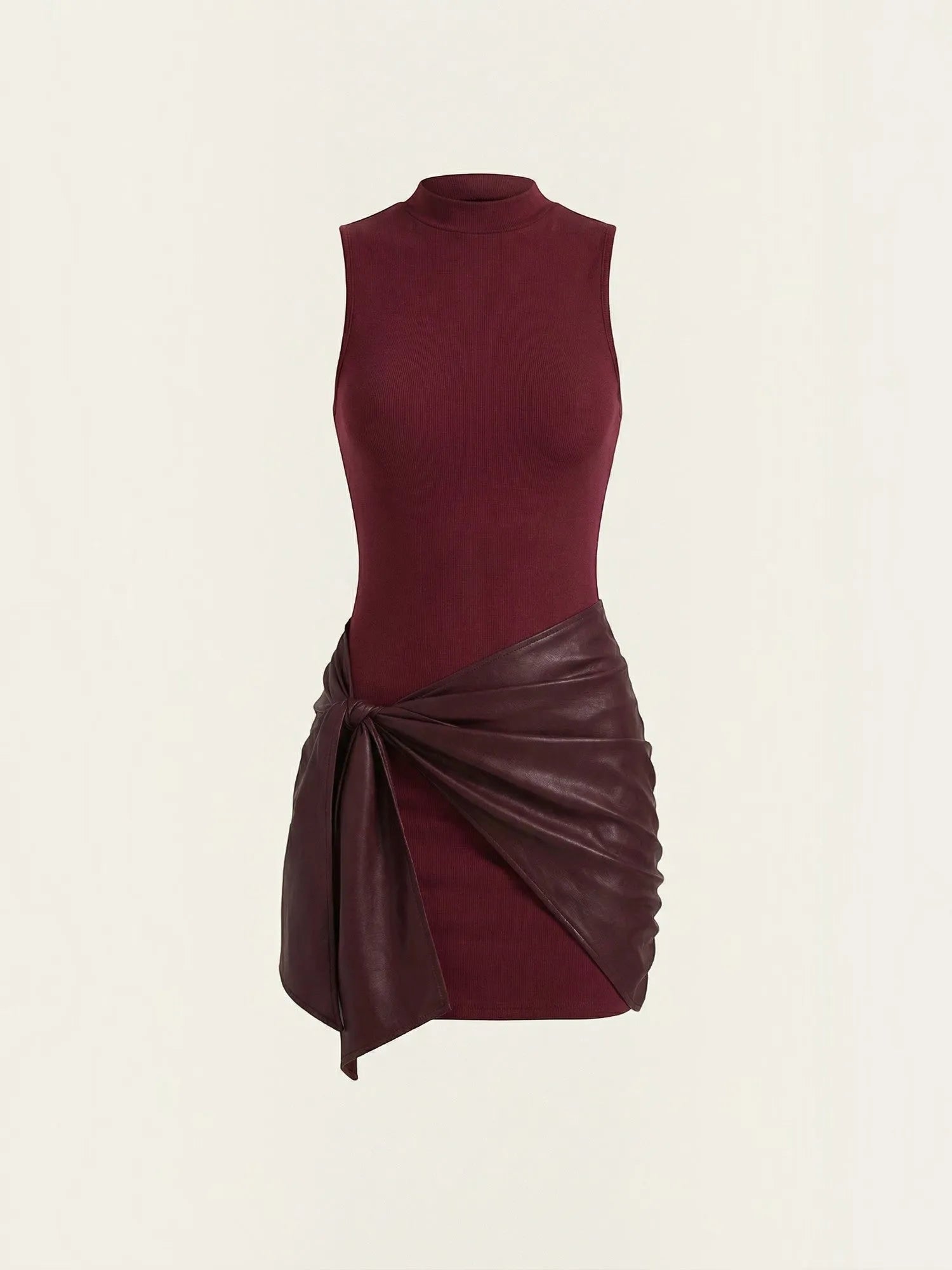 Vickie – kopertowa sukienka mini damska | Butik Modowy