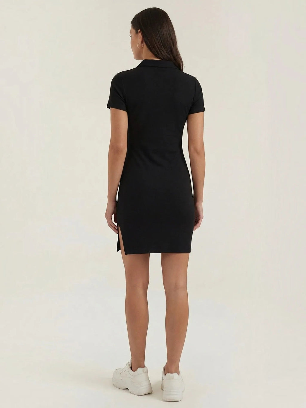 Zoja - sukienka mini damska w stylu polo, sportowa | Butik Modowy